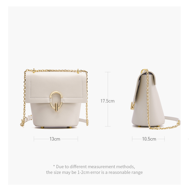 Classic Bucket Bag With Unique Oval Lock Designer