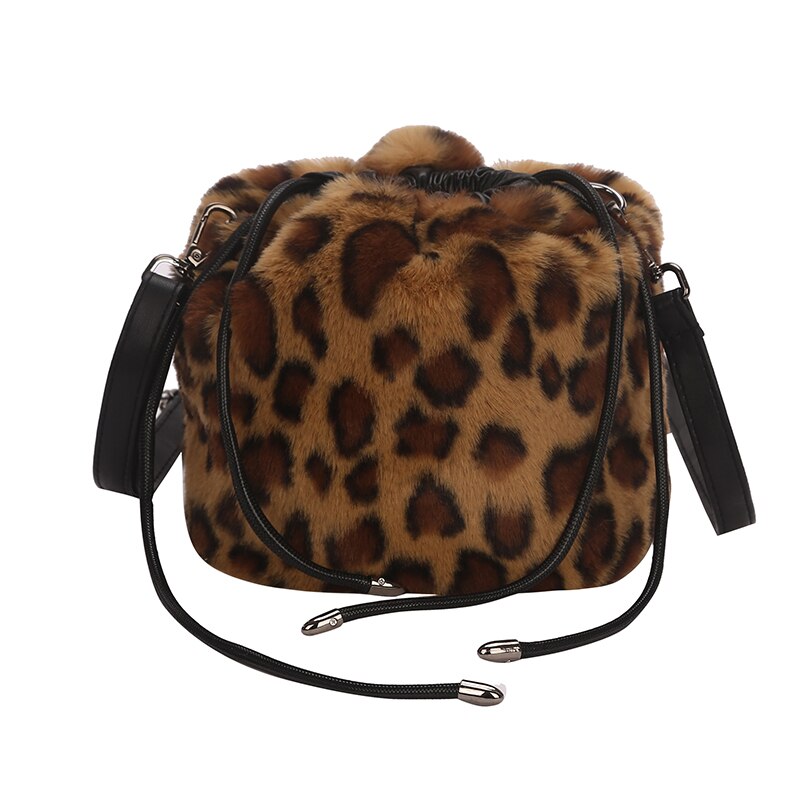 Leopard Pattern Women's Messenger Bag