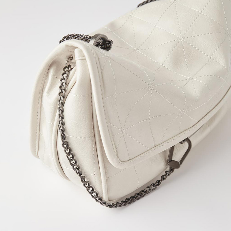 Retro Chain Clutch Bag