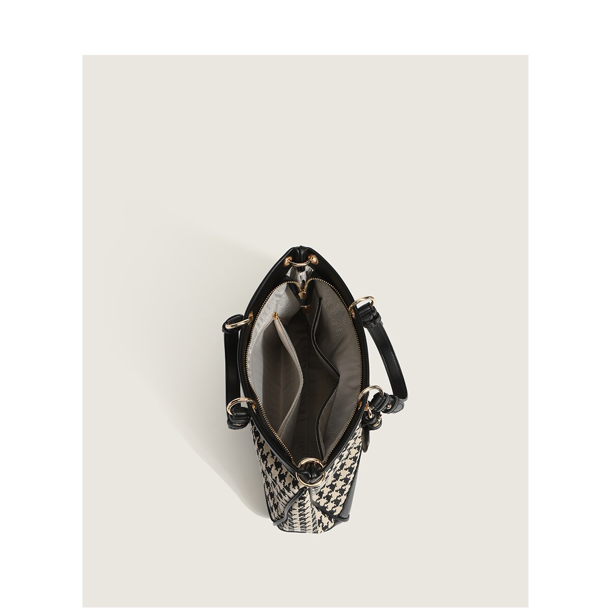 Houndstooth Underarm Tote Bag