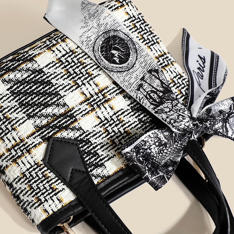 Plaid Large Capacity Shoulder Bag