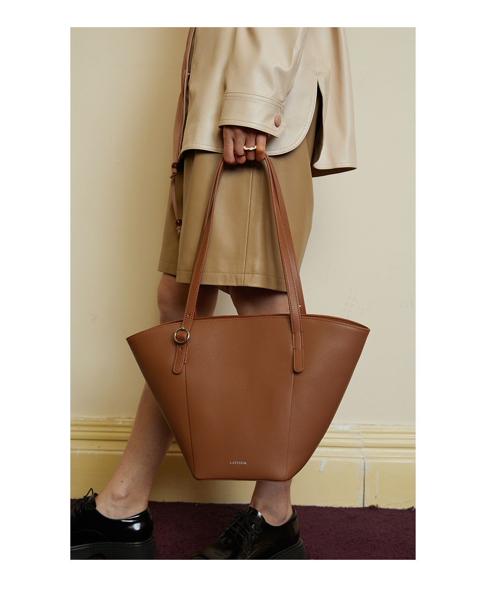 Large Capacity Shoulder Handbag