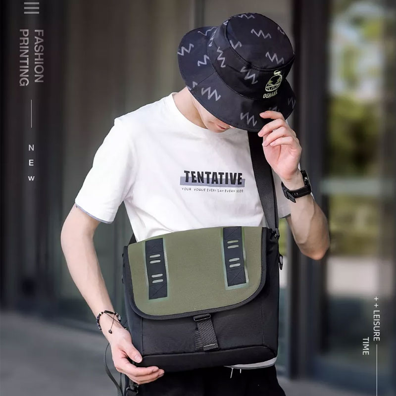 New Fashion Messenger Bag Men