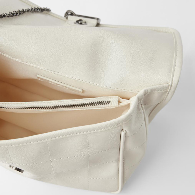 Retro Chain Clutch Bag