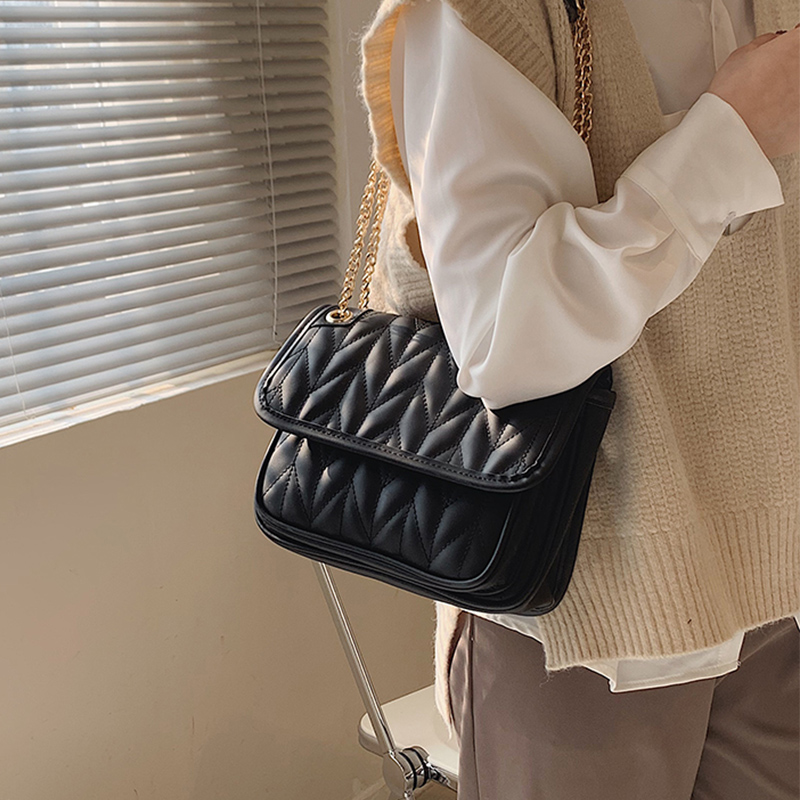 Hobo Shoulder Bag