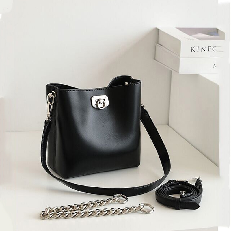 Small Square Chain Handbag