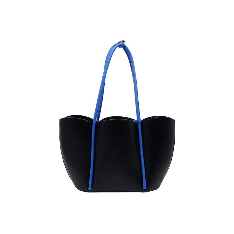 Trendy Petal Tote Bag