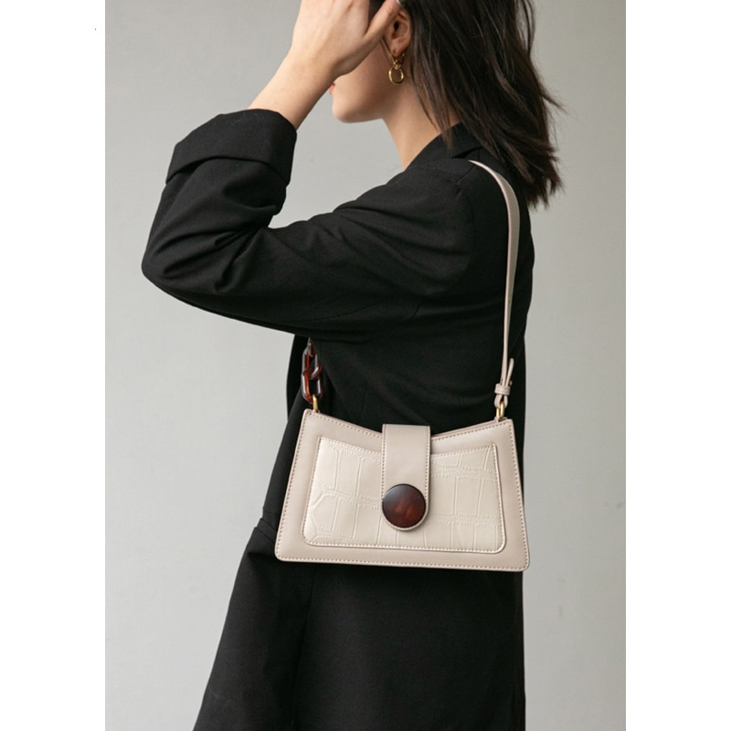 Crocodile Pattern Chain Shoulder Bag